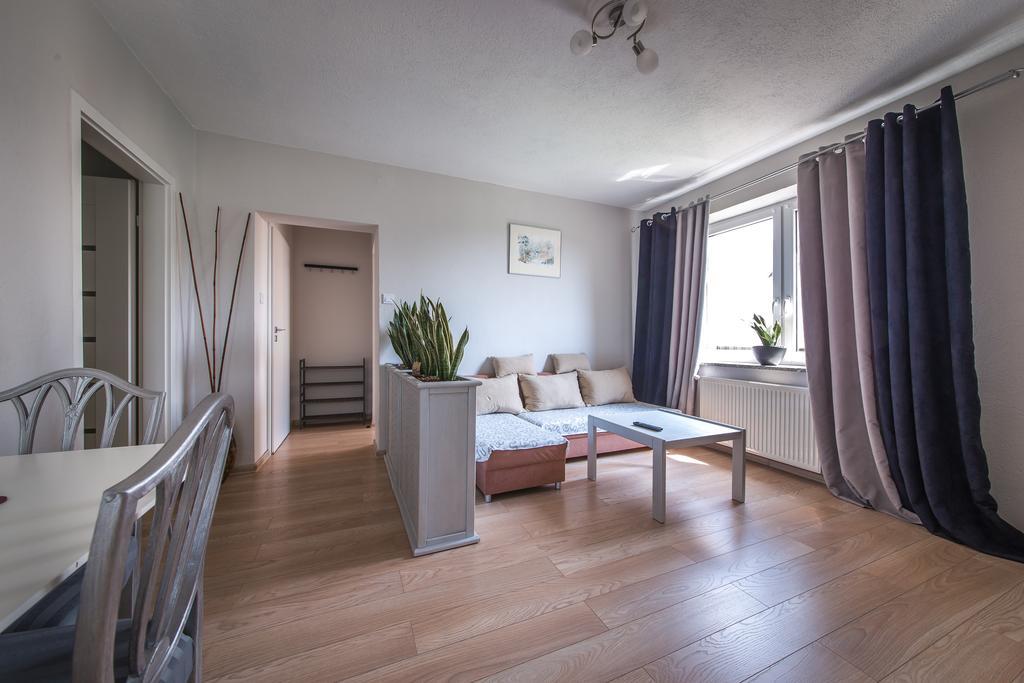 Apartamenty Jablonowa Zielona Góra Extérieur photo