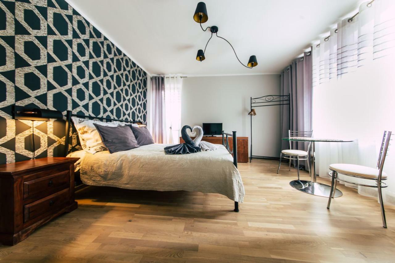 Apartamenty Jablonowa Zielona Góra Extérieur photo
