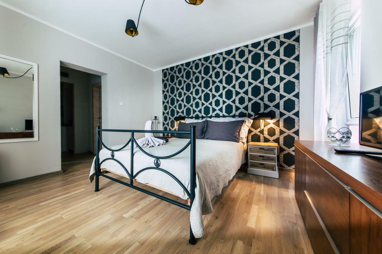 Apartamenty Jablonowa Zielona Góra Extérieur photo