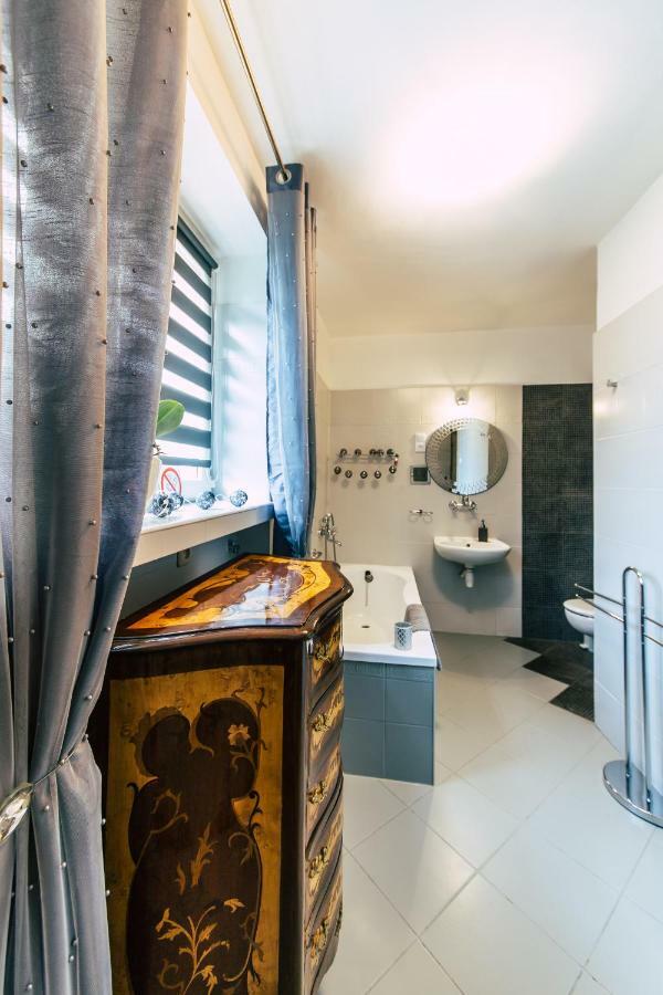Apartamenty Jablonowa Zielona Góra Extérieur photo
