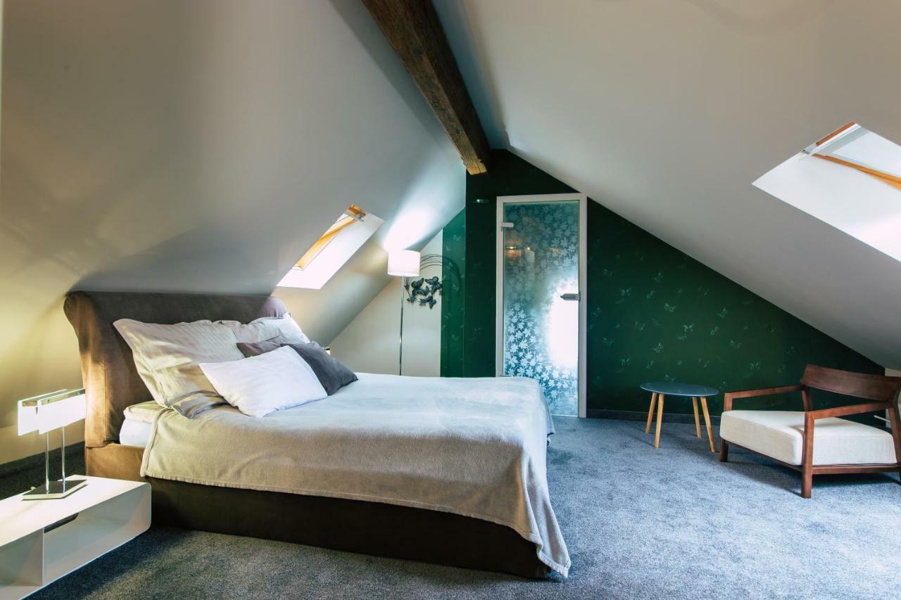 Apartamenty Jablonowa Zielona Góra Extérieur photo